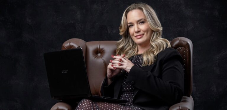 Inglês como barreira invisível: Renata D’ Paula e o custo da não comunicação internacional