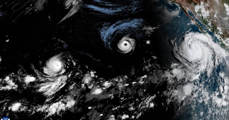 Fenômeno raro no Pacífico: oceano registra três tempestades simultâneas devido ao super El Niño